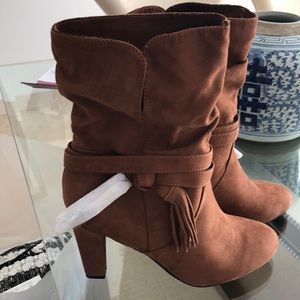 Suede Rust ankle booties